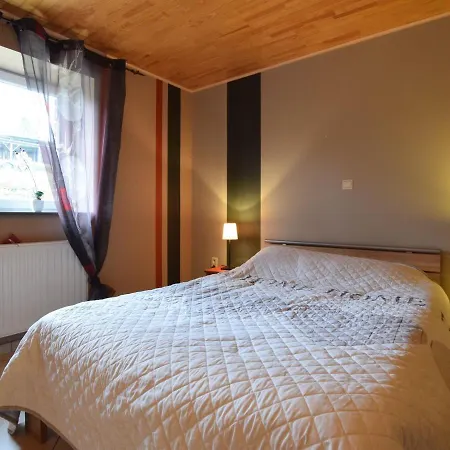 Holiday home Beautiful Gite In Former Farmhouse With Garden Gerimont