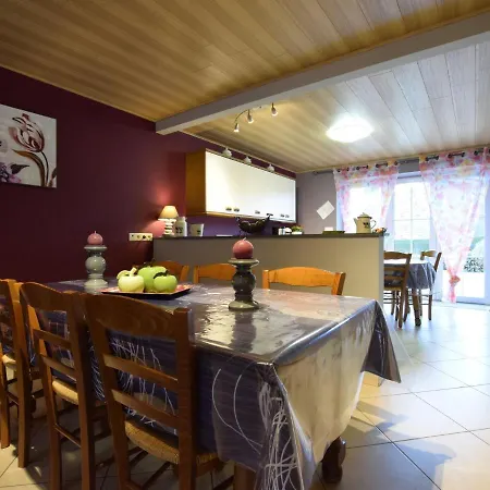 Holiday home Beautiful Gite In Former Farmhouse With Garden Gerimont